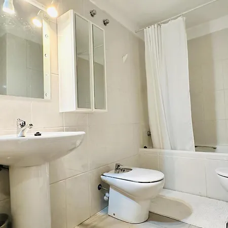 Apartman 3390 Maritim B 1-a. A Primera Linea De Mar, En Corazon Mismo De A Tocar De La Playa - Es-258-147 Roses